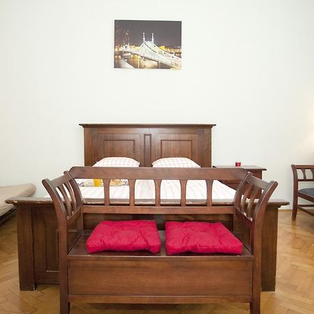 Liana-Luxury And Central Flat Boedapest Buitenkant foto
